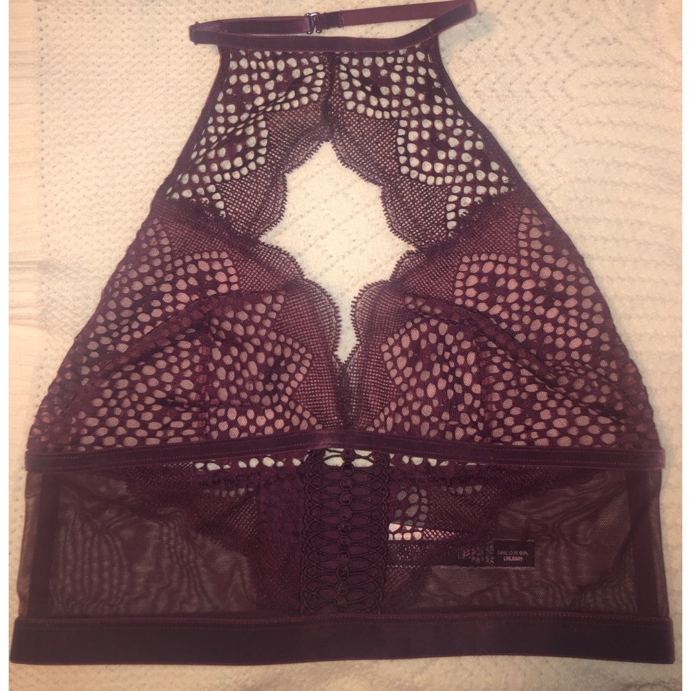 ❤️Victoria’s Secret High Neck Bralette ❤️ - Picture 4 of 7